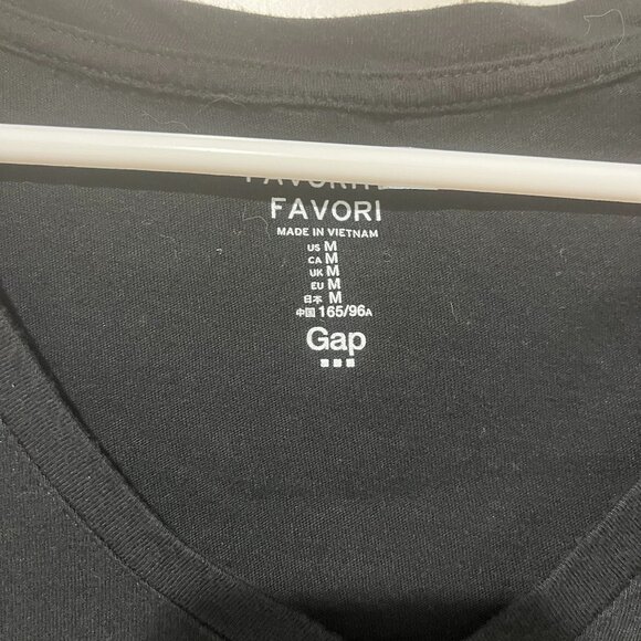 Gap Favorite Tee - Picture 4 of 4